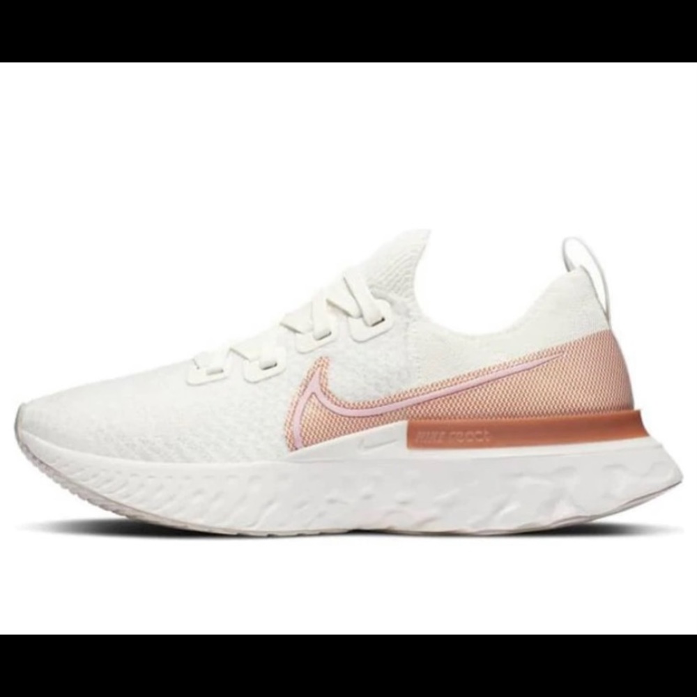 Nike Women’s React Infinity Run Flyknit